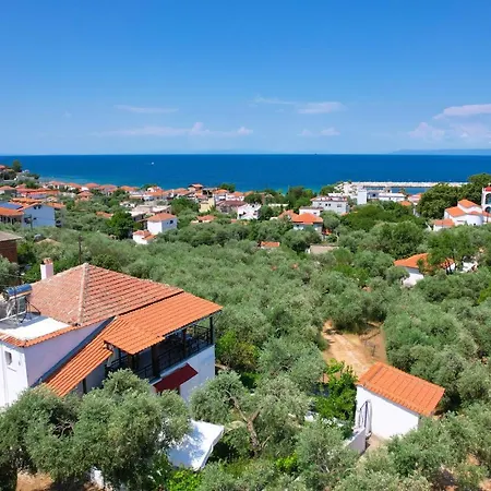 Meji House * Σκάλα Καλλιράχης