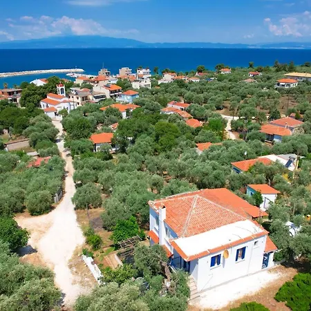 Meji House * Skála Kallirákhis